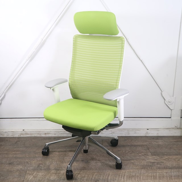 《緊急入荷!!》【箱付き新古品】オカムラ コーラル エクストラハイバック 背・メッシュタイプ アジャストアーム ポリッシュ脚 ヘッドレスト付 ライムグリーン CQ8ABZ FSH5