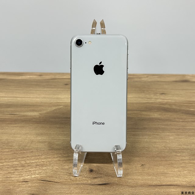 Apple iPhone8 GB シルバー au 本体のみ   どうぐや東京商会