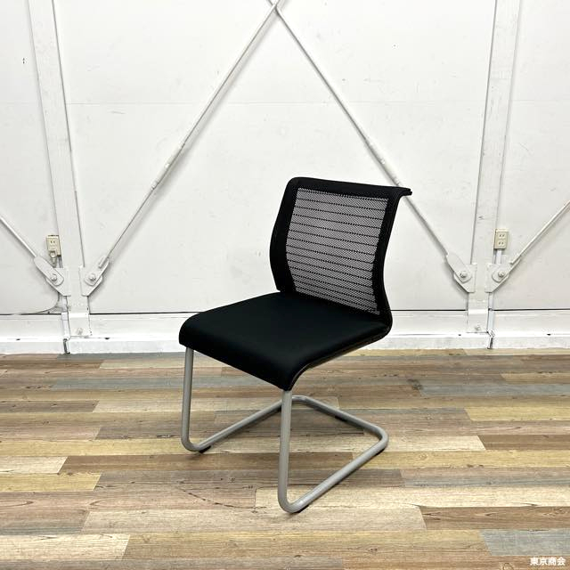 Steelcase Think ゲストチェア メッシュ カンチレバー脚 ブラック THK-43001