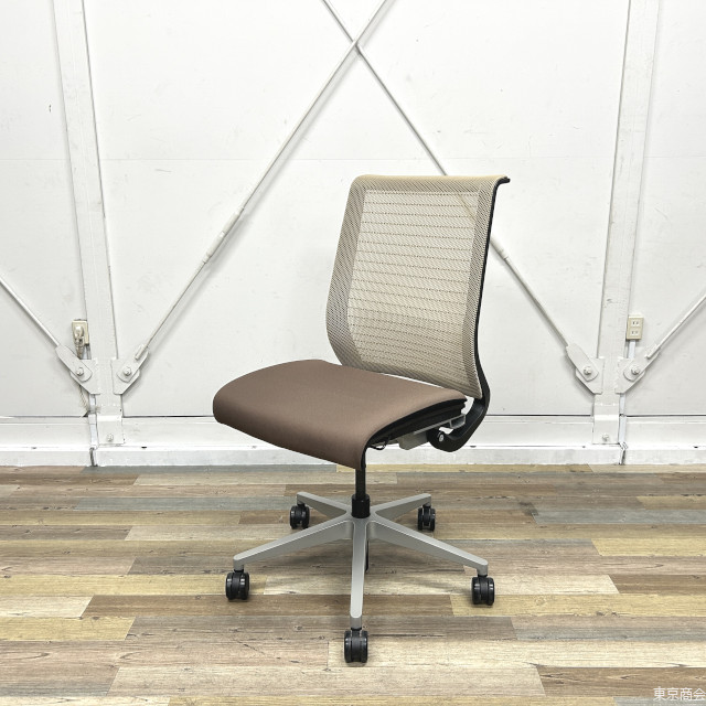 Steelcase オフィスチェア Think ブラウン シルバー THK-33001